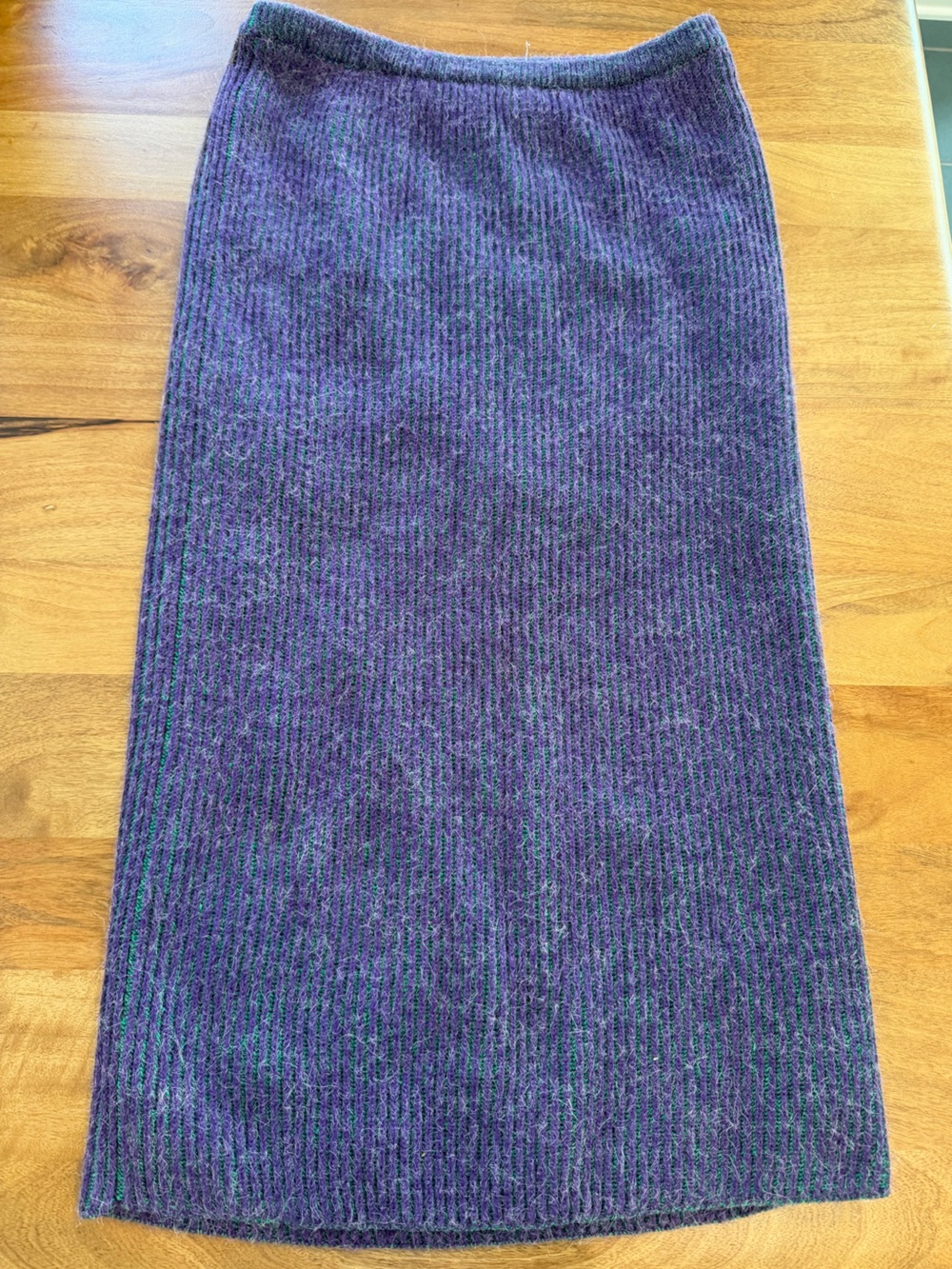Oui Designer Collection Purple & Green Ribbed Knit Skirt in Wool Blend Size M